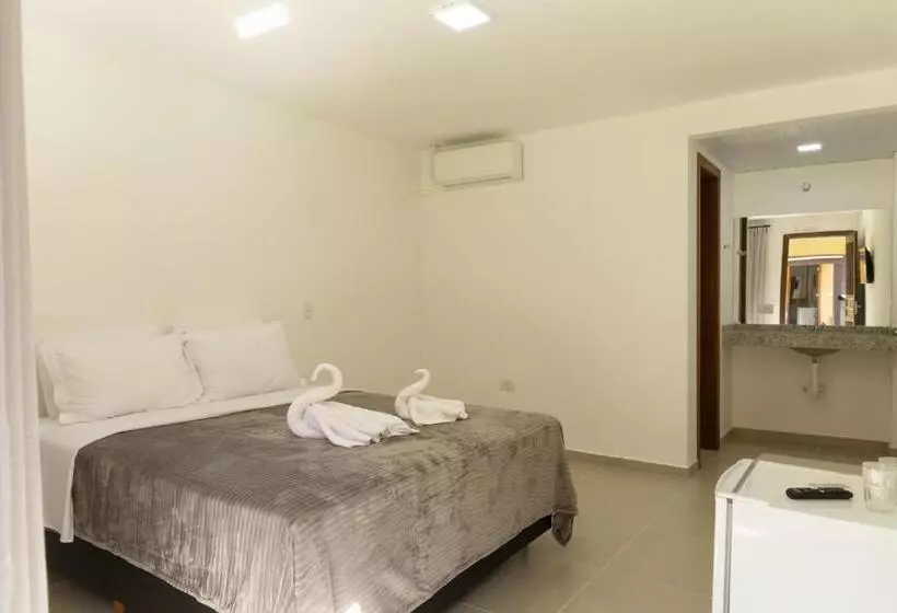 هتل Pousada Villa Encantada Ilha Do Mel