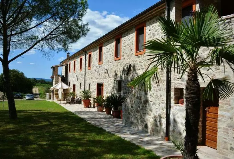 Hotelli Tenuta Di Maro