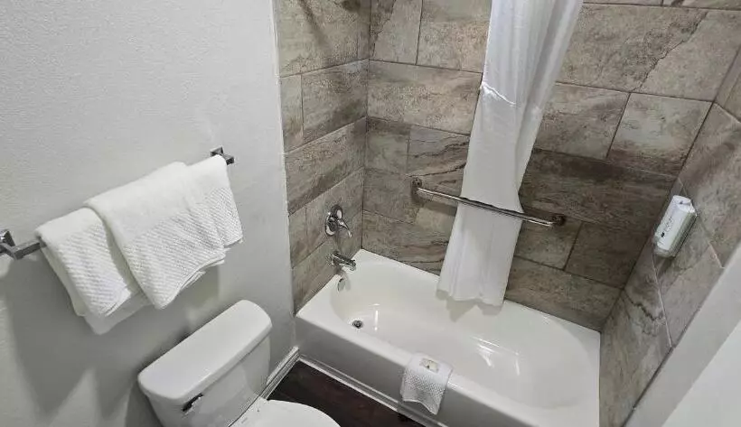 Hotelli Quality Inn & Suites Port Lavaca Near Lighthouse Beach