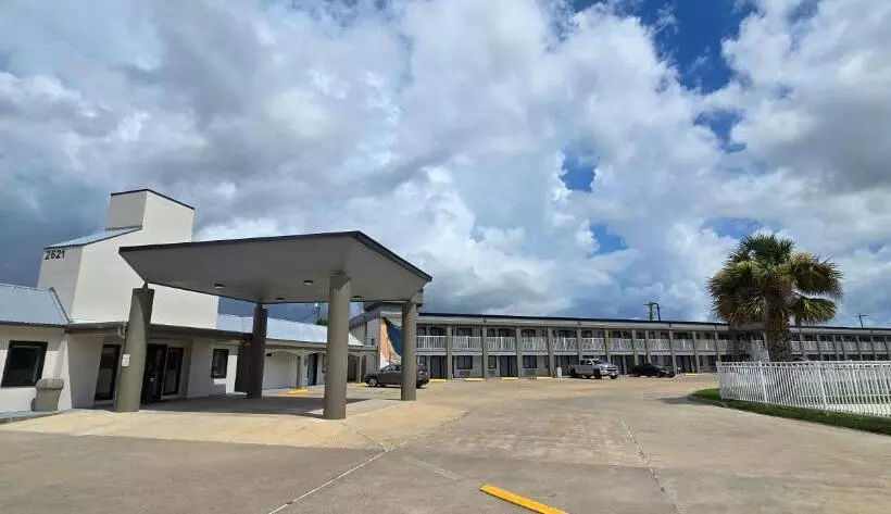 Hotelli Quality Inn & Suites Port Lavaca Near Lighthouse Beach