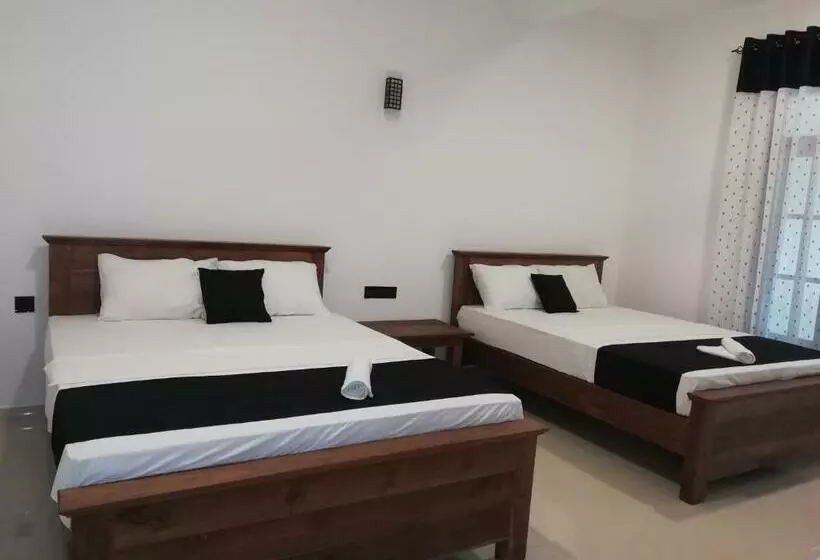 ペンション Aramba Safari Resort