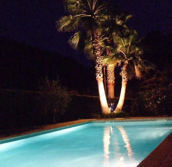 پانسیون Au Vallon Rouge