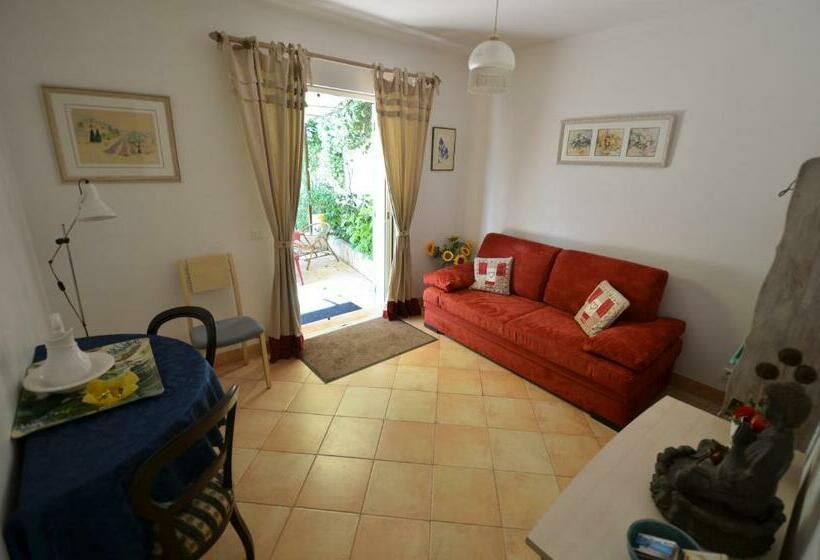 پانسیون Au Vallon Rouge