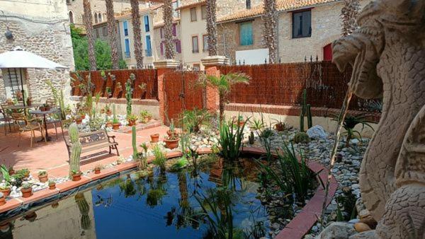 膳宿费 El Castell Embruixat