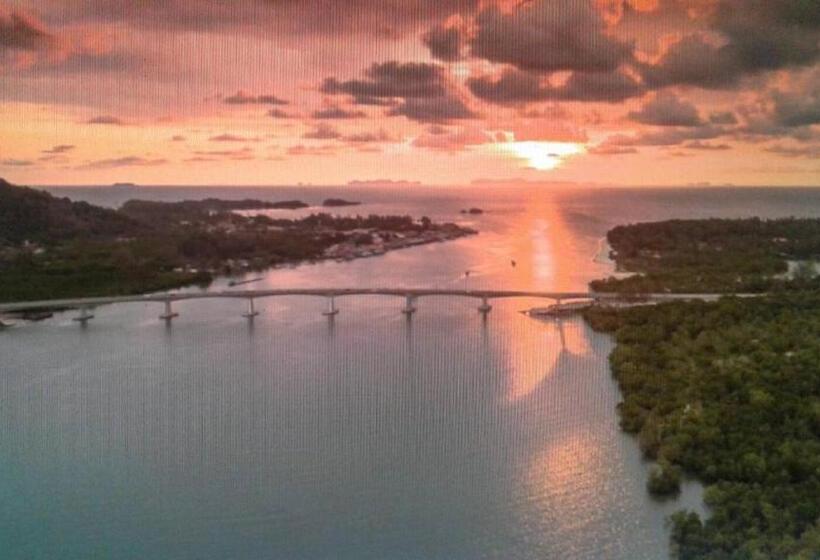 פנסיון Lanta Daisy Residence