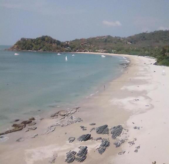 פנסיון Lanta Daisy Residence