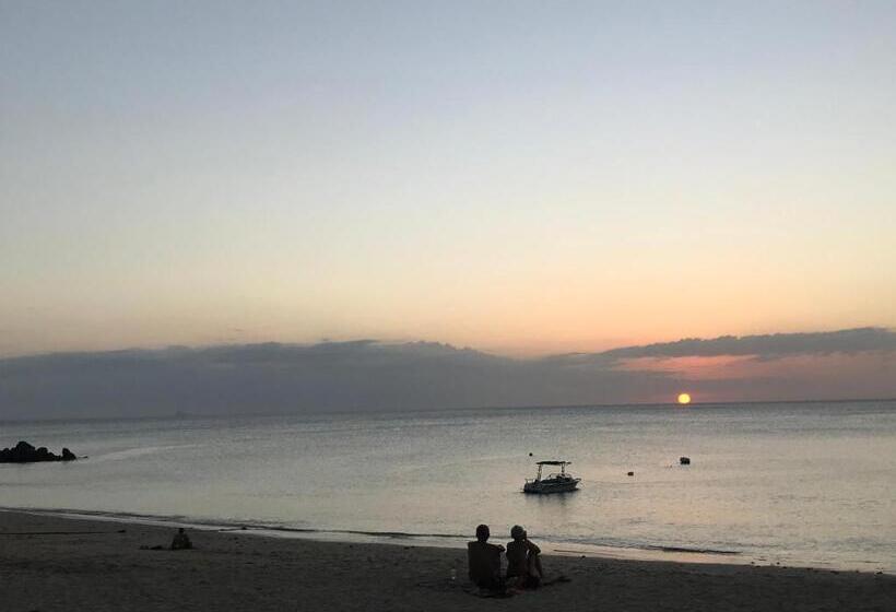 פנסיון Lanta Daisy Residence