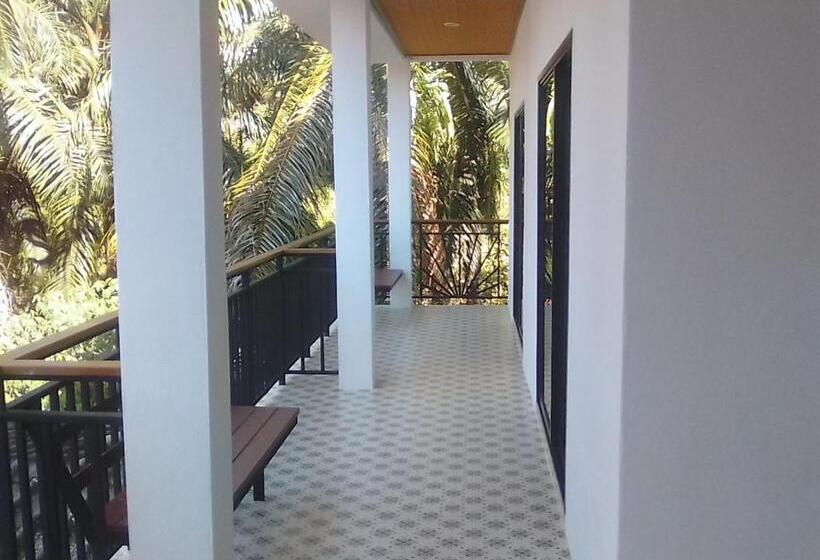 פנסיון Lanta Daisy Residence