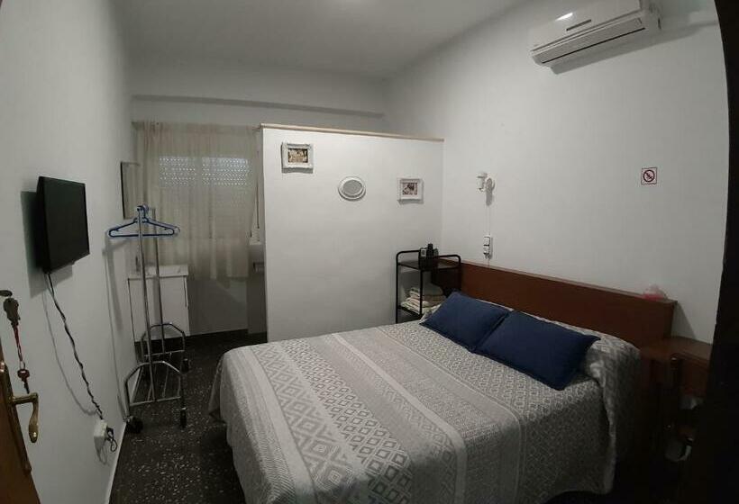 膳宿费 Pensíon Lucia