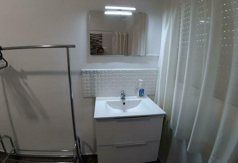 膳宿费 Pensíon Lucia