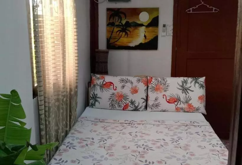 Majatalo Vincent Lloyd S Guestroom
