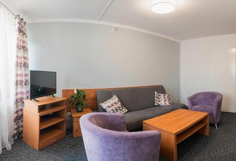 Resort Centrum Rekreacji I Rehabilitacji Jubilat Sp.zo.o