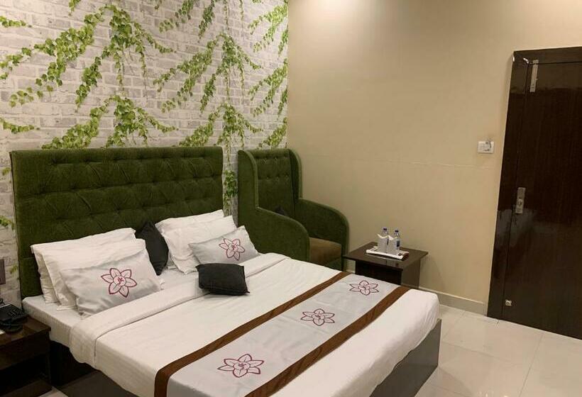 The Jk Hotel   Opp Railway Station, Civil Lines, Sadar, Nagpur