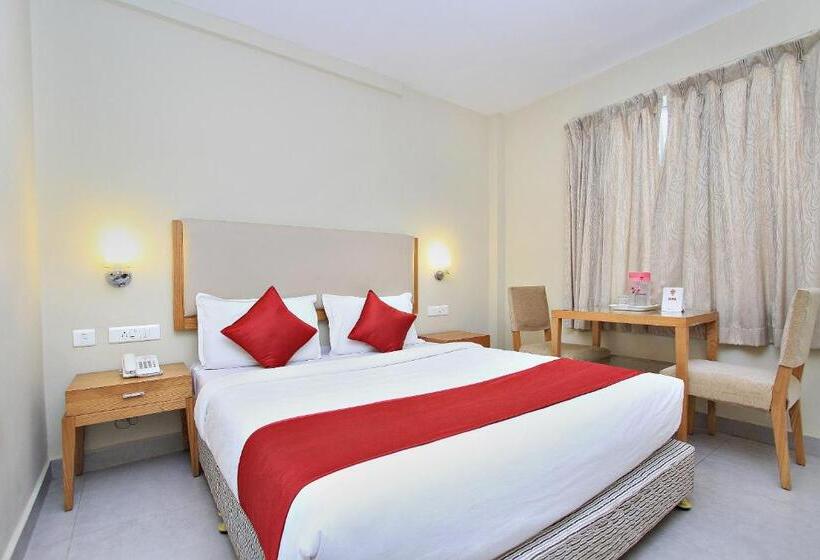 בית מלון כפרי Capital O Hills Palace