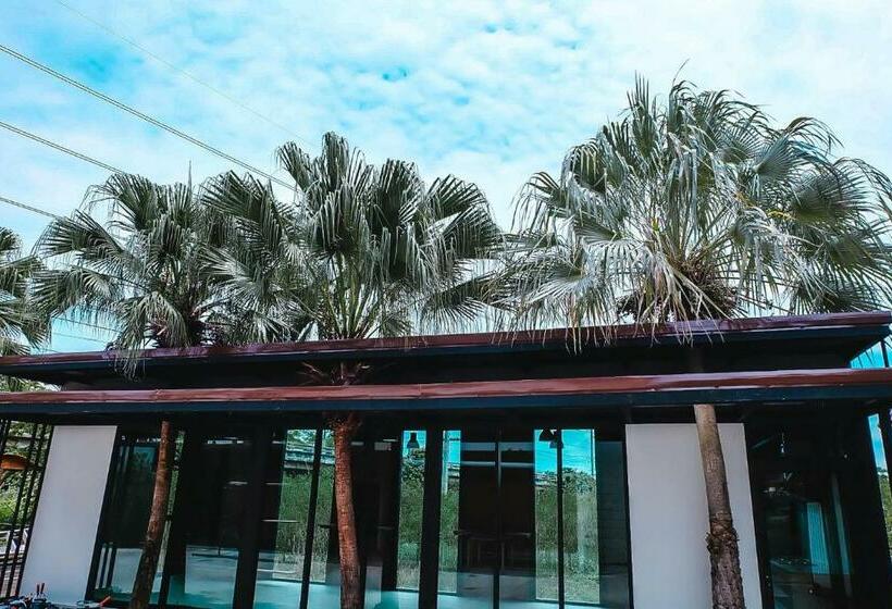 호텔 The Powerin Resort