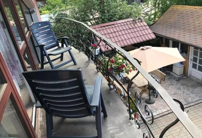 پانسیون Sea & Bbq Apartment , 2nd Floor