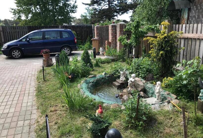 پانسیون Sea & Bbq Apartment , 2nd Floor