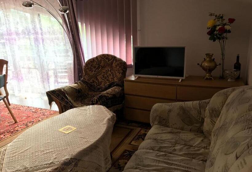 پانسیون Sea & Bbq Apartment , 2nd Floor