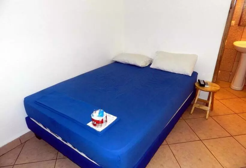 Retkeilymaja Hostal Yaku Montañita