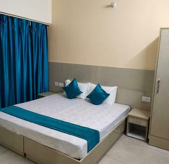 Hotel Aradhana Palace