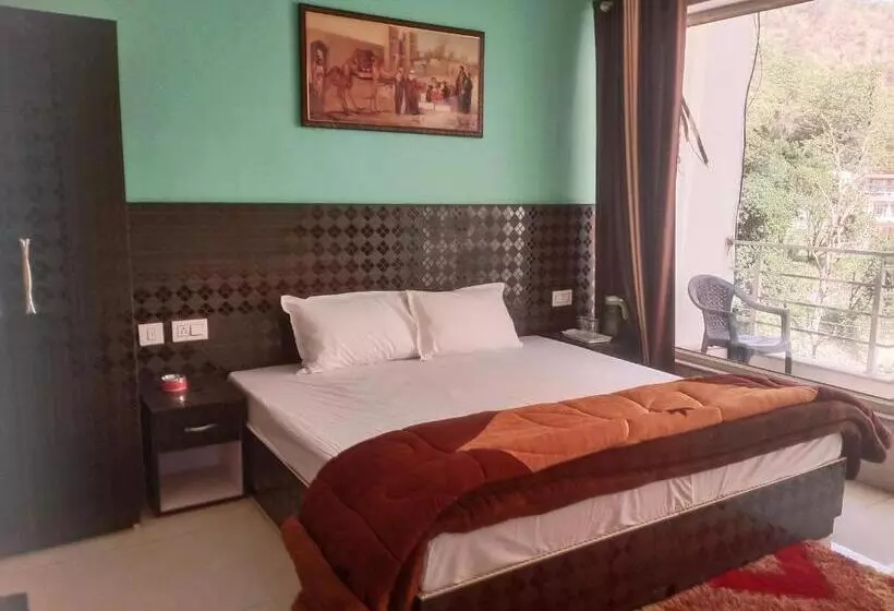 ホテル Aradhana Palace