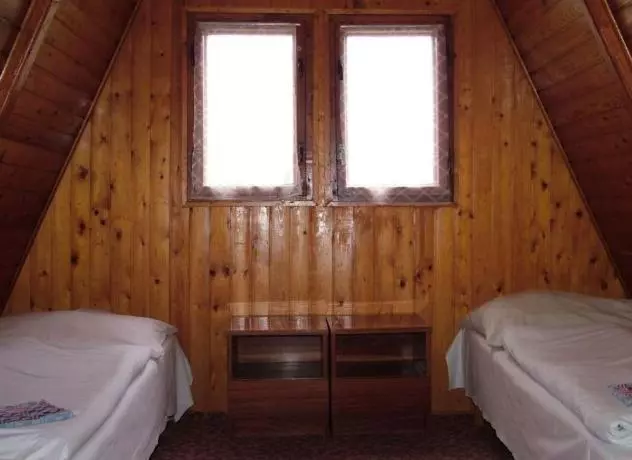 هتل Bungalovy Tatranec