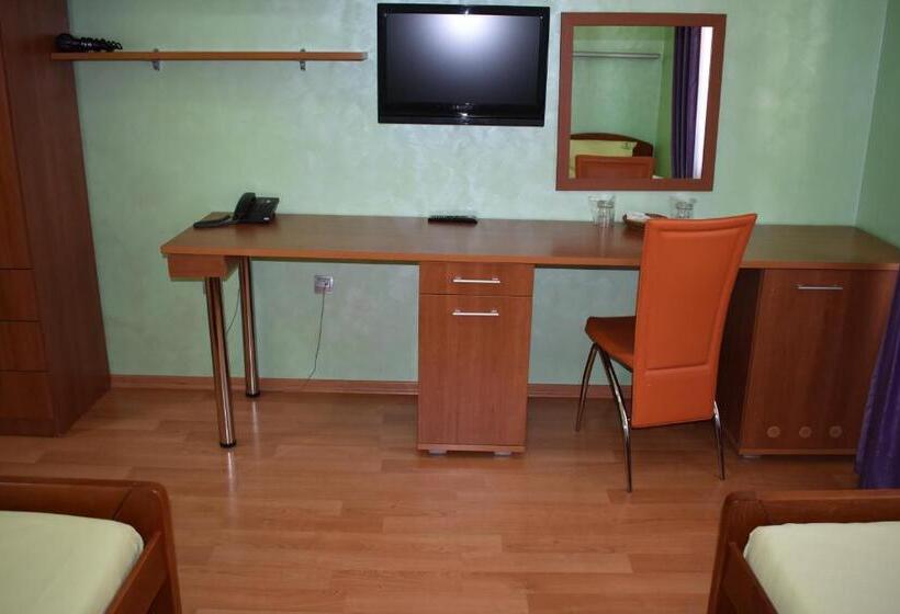 هتل Clinic For Rehabilitation Vujan