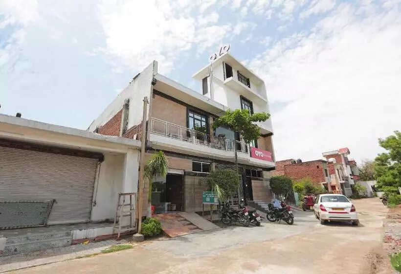 Hotelli Oyo 40061 King Palace