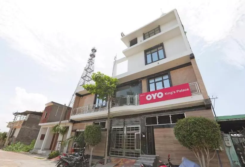 Hotelli Oyo 40061 King Palace