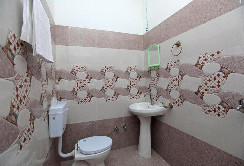 בית מלון כפרי Oyo 40061 King Palace