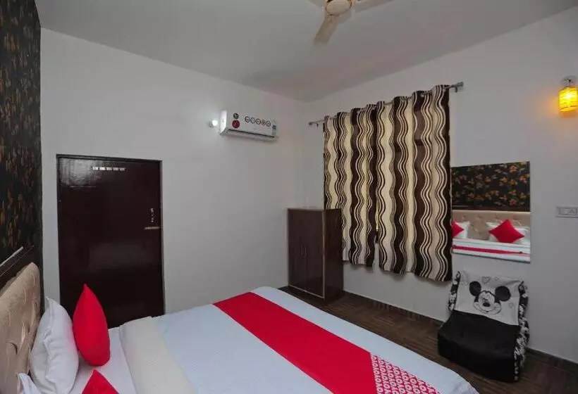 Hotelli Oyo 40061 King Palace