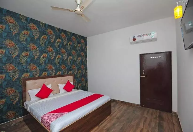 Hotelli Oyo 40061 King Palace