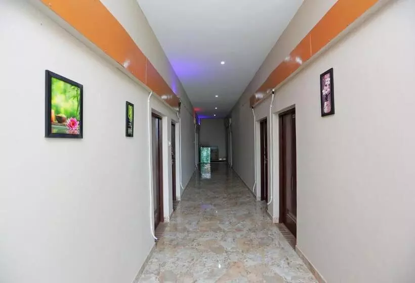 Hotelli Oyo 40061 King Palace
