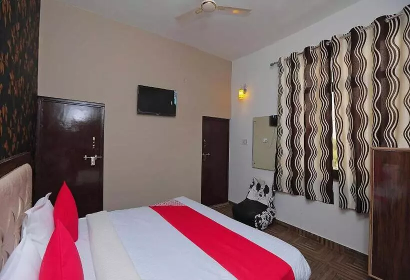 Hotelli Oyo 40061 King Palace