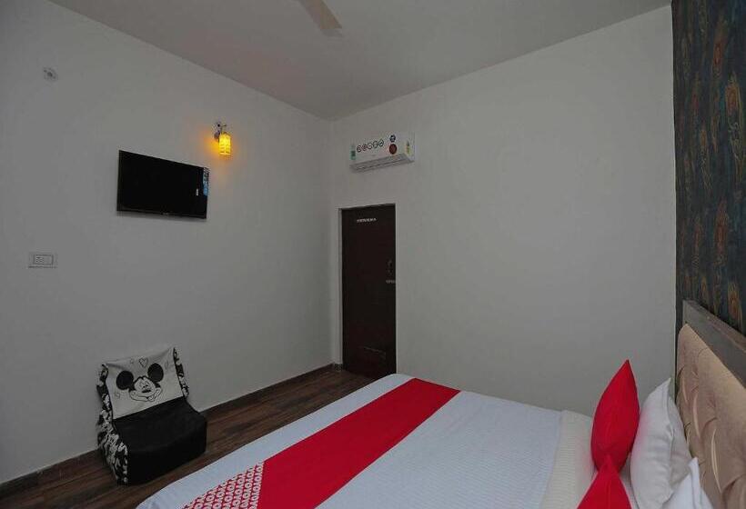 בית מלון כפרי Oyo 40061 King Palace