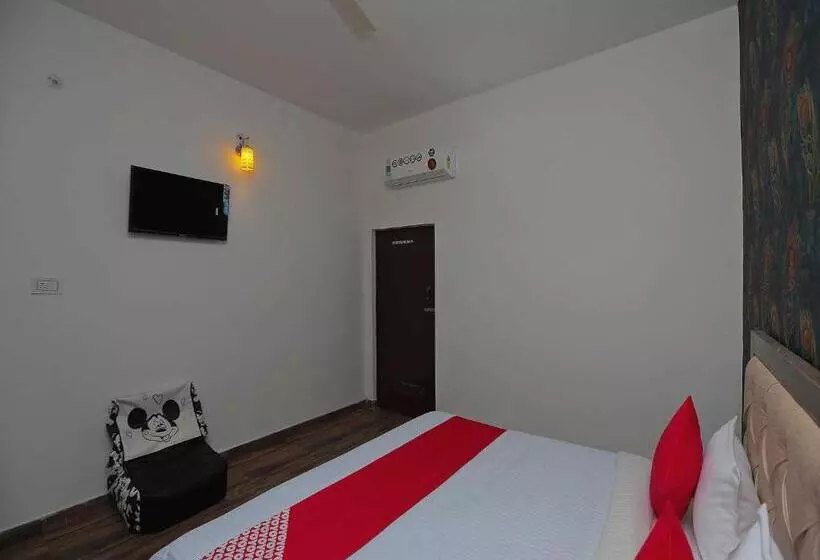 Hotelli Oyo 40061 King Palace