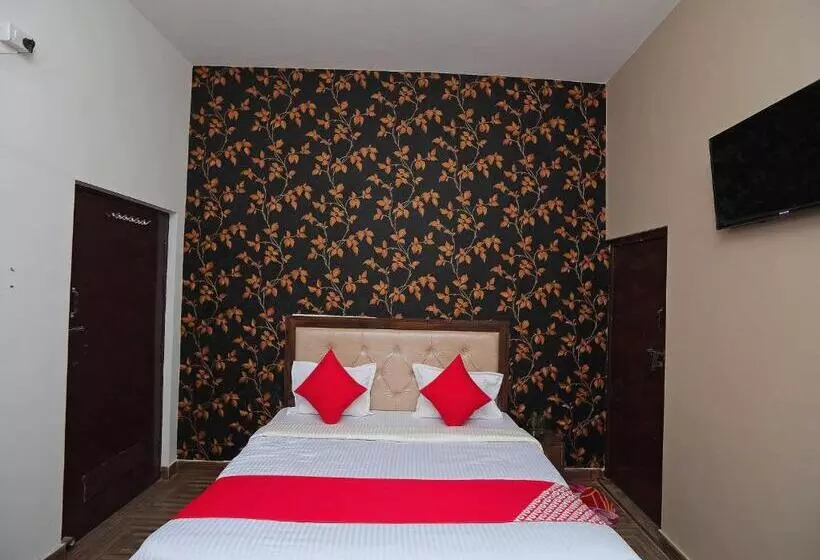 Hotelli Oyo 40061 King Palace