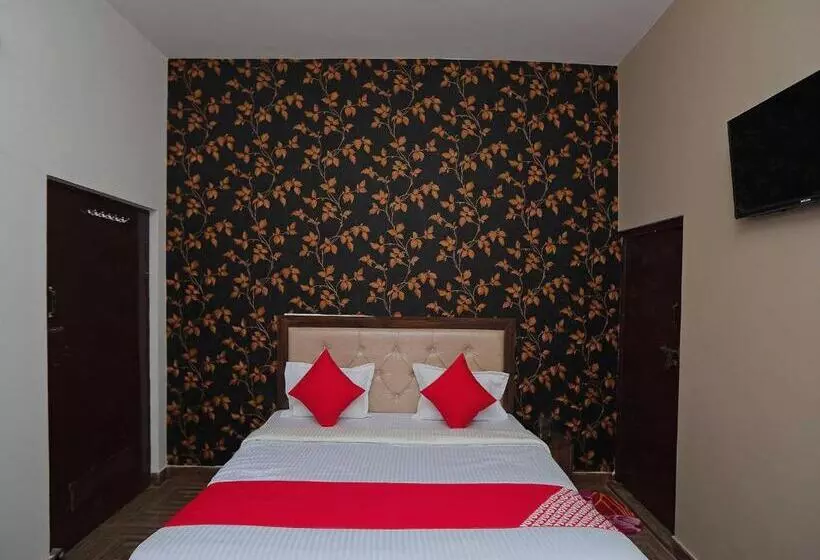 Hotelli Oyo 40061 King Palace