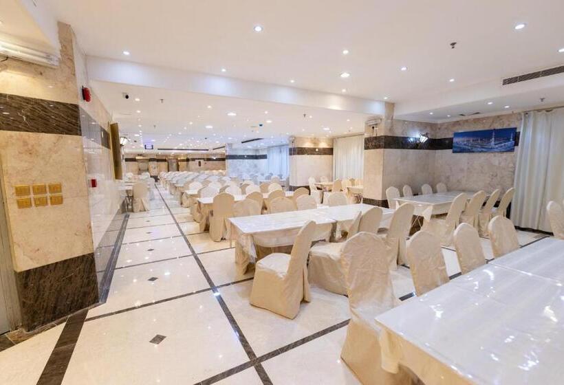 Отель Safeer Almisk