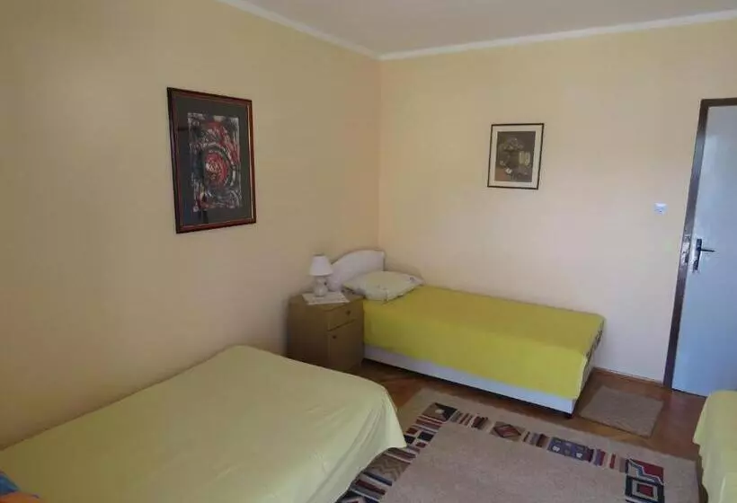 پانسیون Rooms Beba