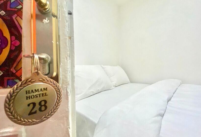 هتل Hamam Hostel 1469