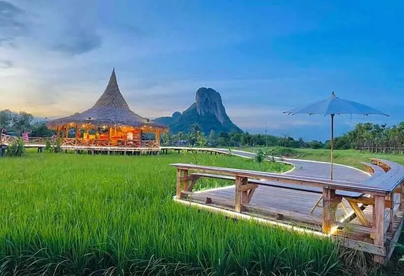 ホテル Lanna Homestay