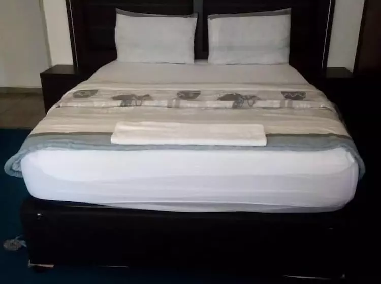 هتل Master Palace   Sasolburg