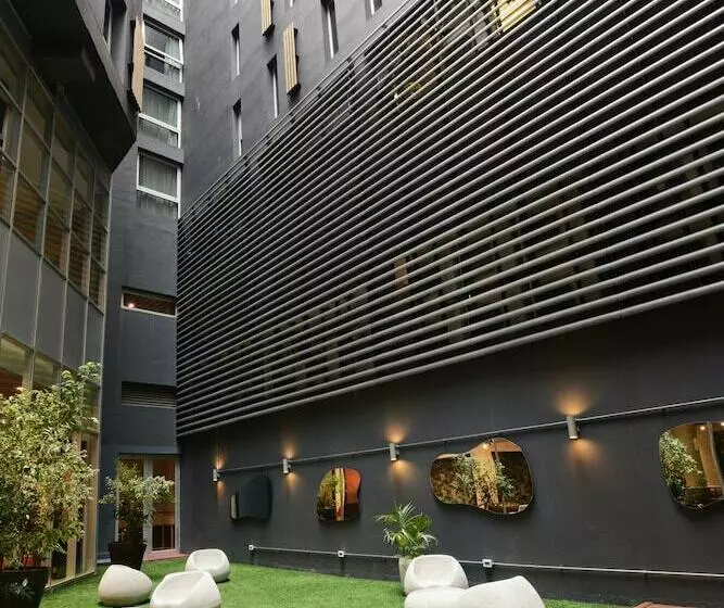 هتل Opta Coliving