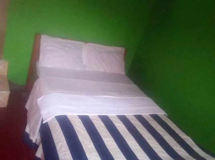 هتل Silk Guest House