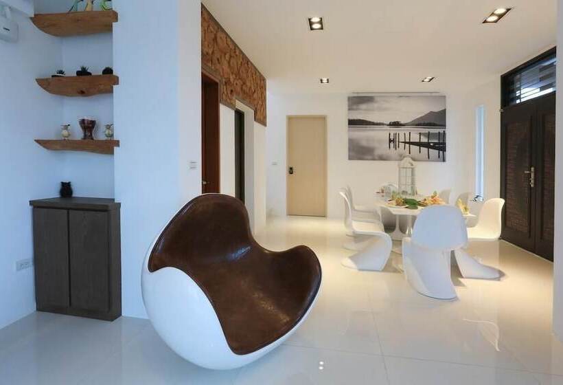 هتل Sixteen Kan B&b