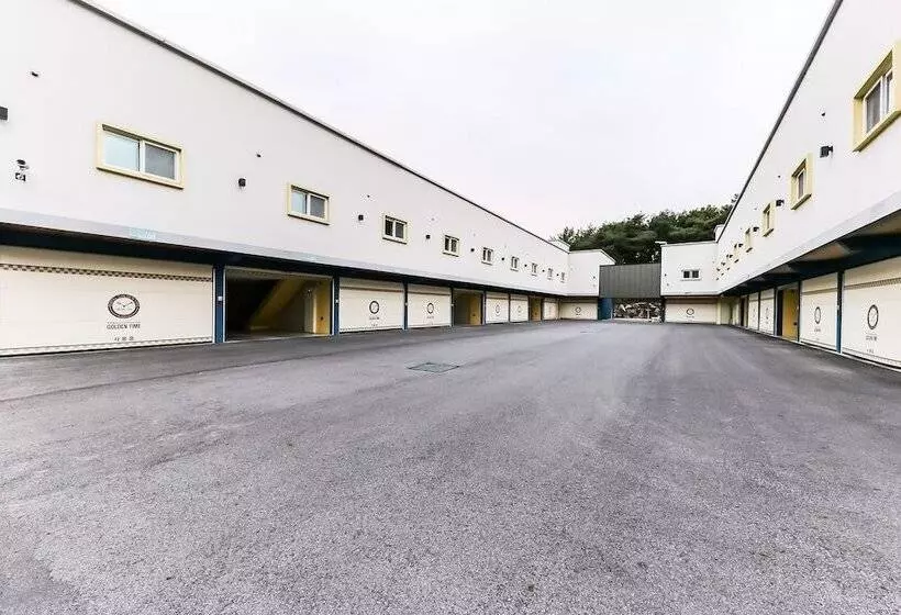 Yeonsan Golden Time Motel