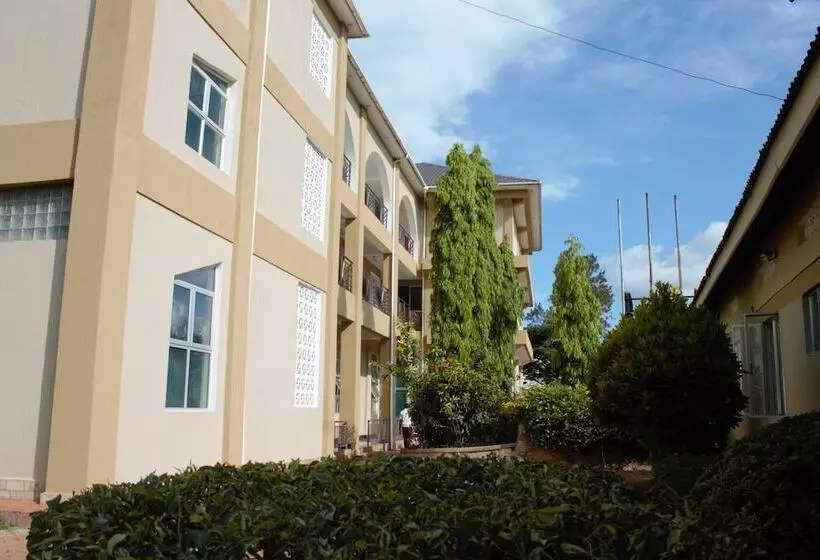 Garden Courts Hotel Masaka