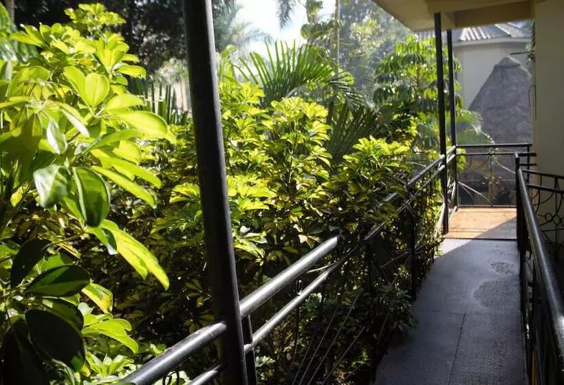 Garden Courts Hotel Masaka