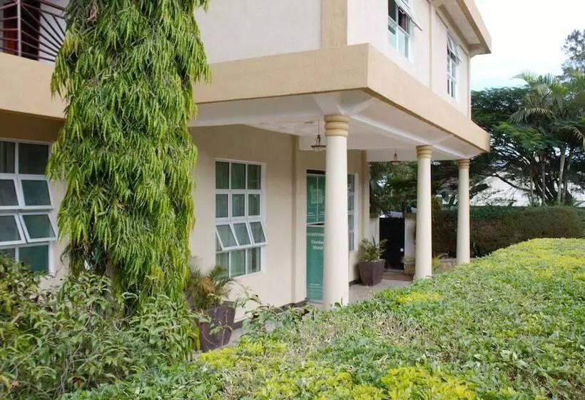Garden Courts Hotel Masaka